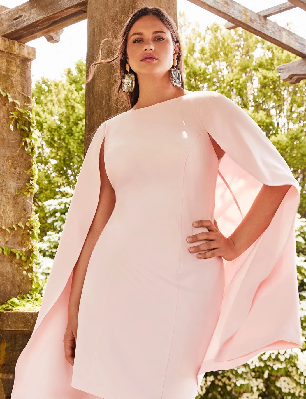 dress pesta elegan 