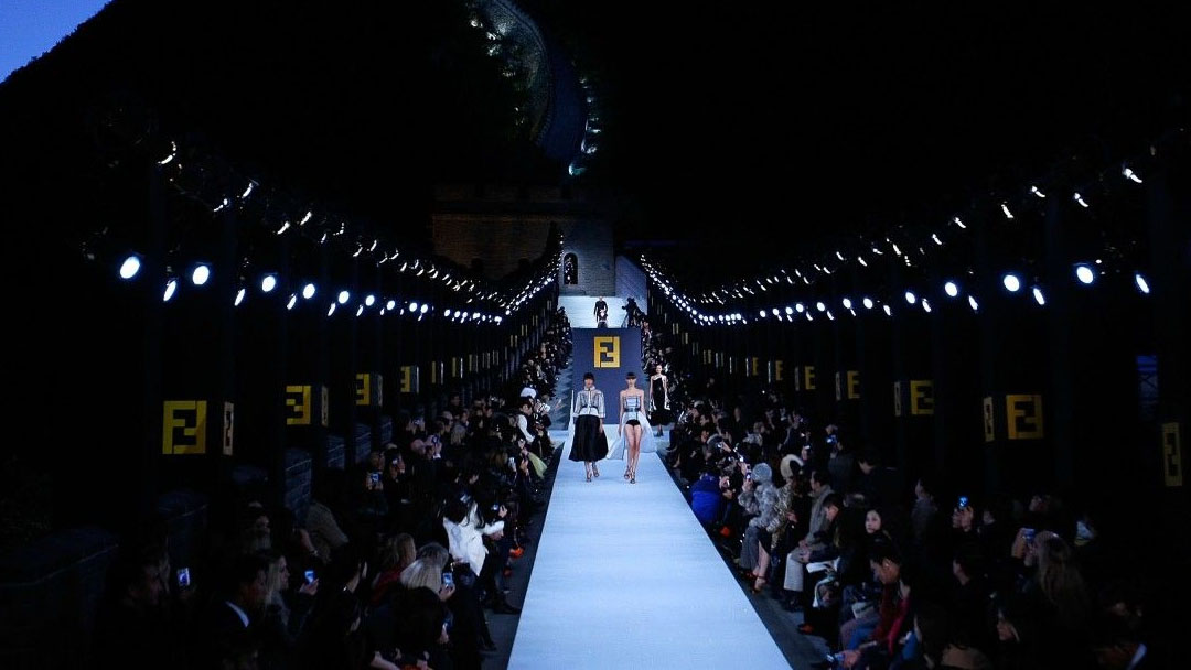fashion show brand ternama 