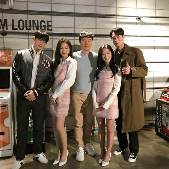 Inspirasi OOTD Korea Style Moon Ga-young dalam True Beauty