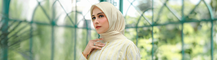 monogram-pattern-scarf