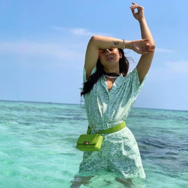 ootd baju pantai @joviadhiguna (Jovi Adhiguna)