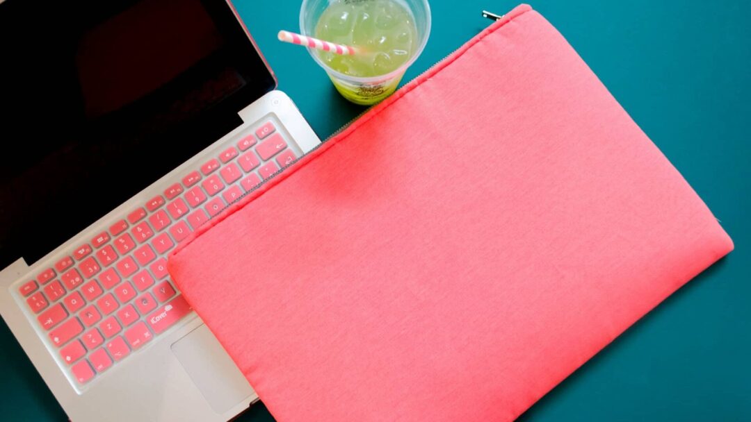 Laptop-Sleeve Playful