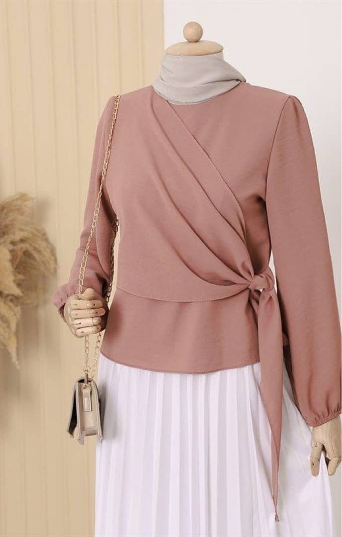 Blus dan Atasan Elegan