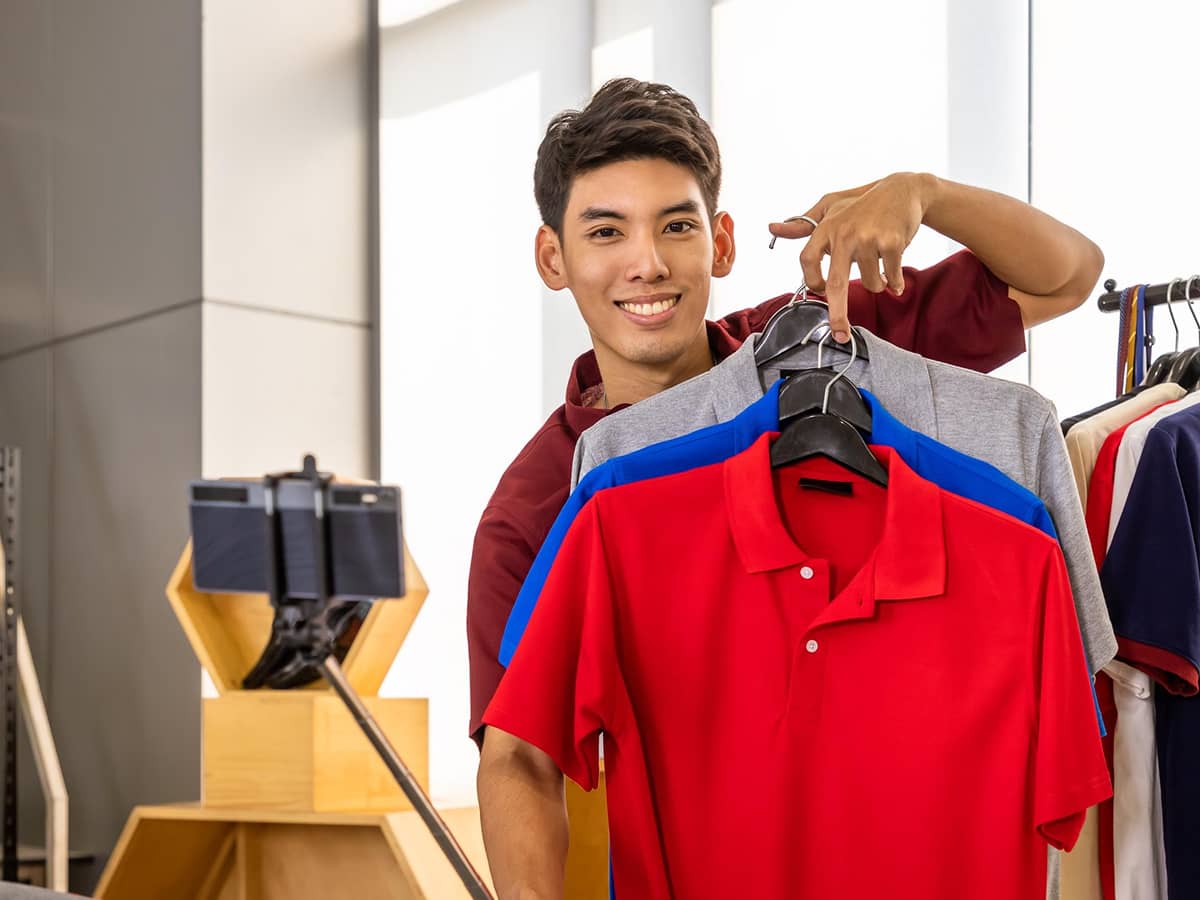 Panduan Memilih Bahan untuk Seragam Polo Shirt