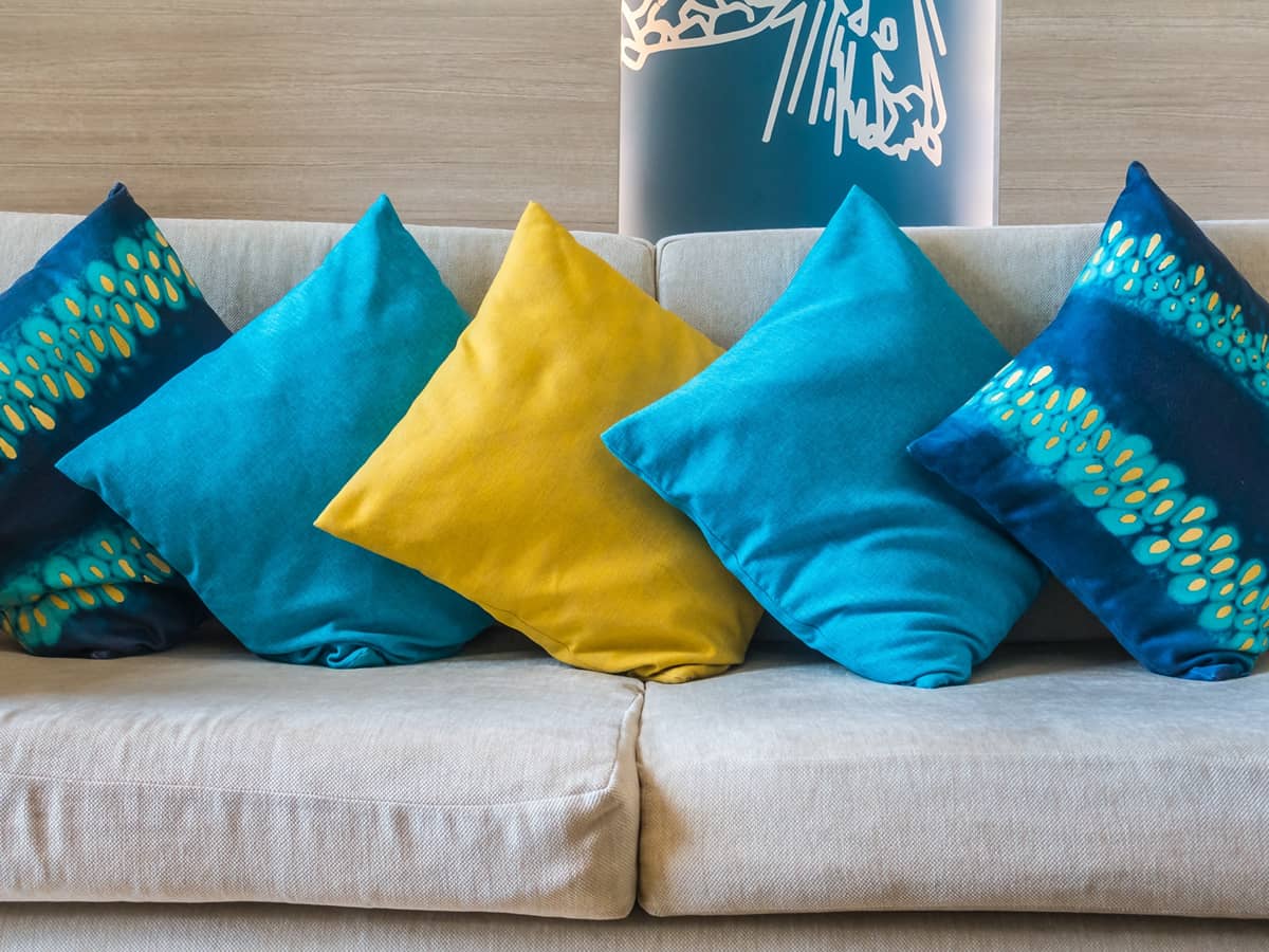 Bisnis Cushion Cover Motif Estetik