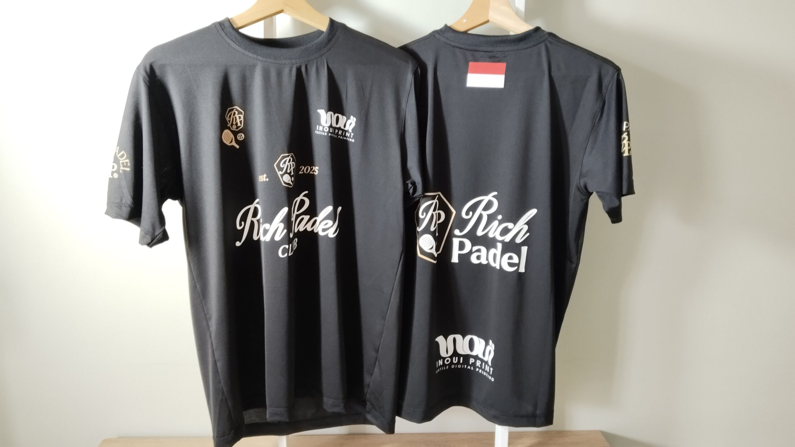 baju olahraga custom