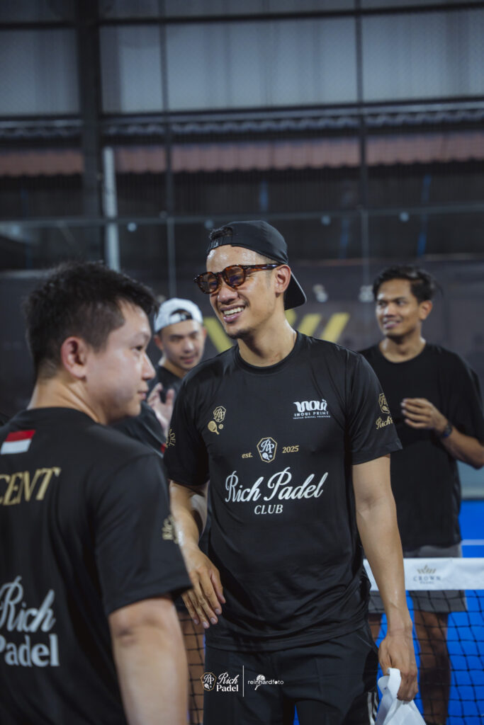 desain baju olahraga